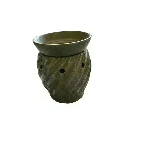 Scentsy SPARROW Wax Warmer Earth Color GREEN Ceramic ~Retired RARE Free Wax Gray - Picture 1 of 5